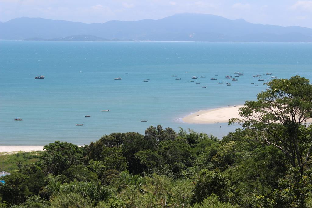 Boulevard Ponta Das Canas 塞尔苏拉穆斯州长镇 外观 照片